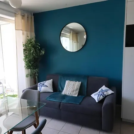 Apartamento à - 4 Pers, Proche Marché, Balcon, Ascenseur, équipements Bébé - Fr-1-738-13