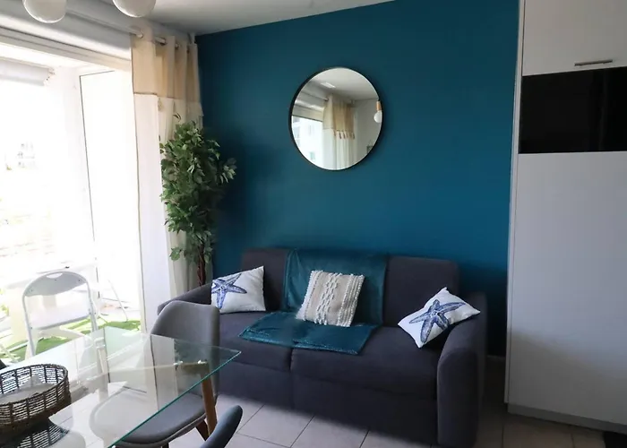 Apartamento à - 4 Pers, Proche Marché, Balcon, Ascenseur, équipements Bébé - Fr-1-738-13