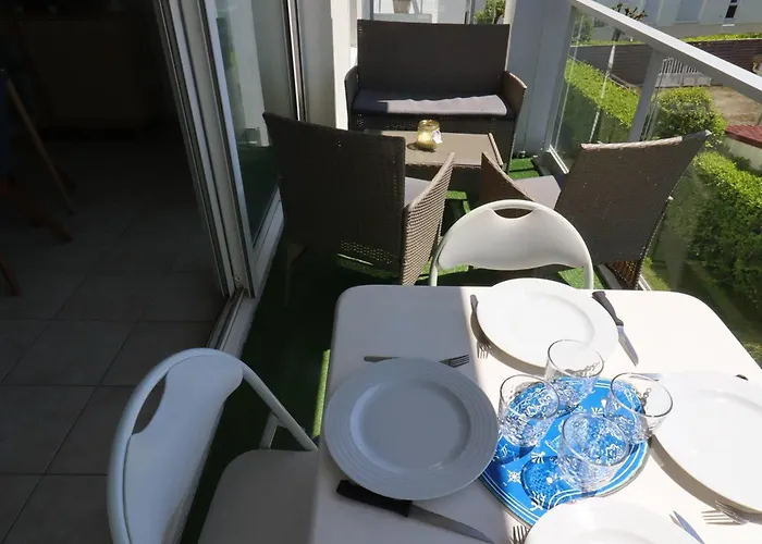 à - 4 Pers, Proche Marché, Balcon, Ascenseur, équipements Bébé - Fr-1-738-13 Apartamento *