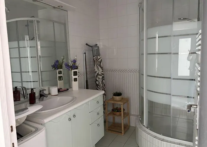 Apartman A - 4 Pers, Proche Marche, Balcon, Ascenseur, Equipements Bebe - Fr-1-738-13 *