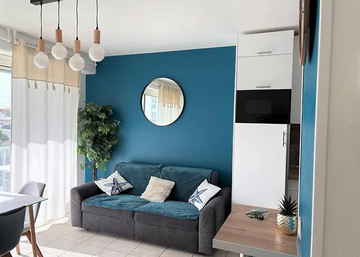 A - 4 Pers, Proche Marche, Balcon, Ascenseur, Equipements Bebe - Fr-1-738-13 * Royan